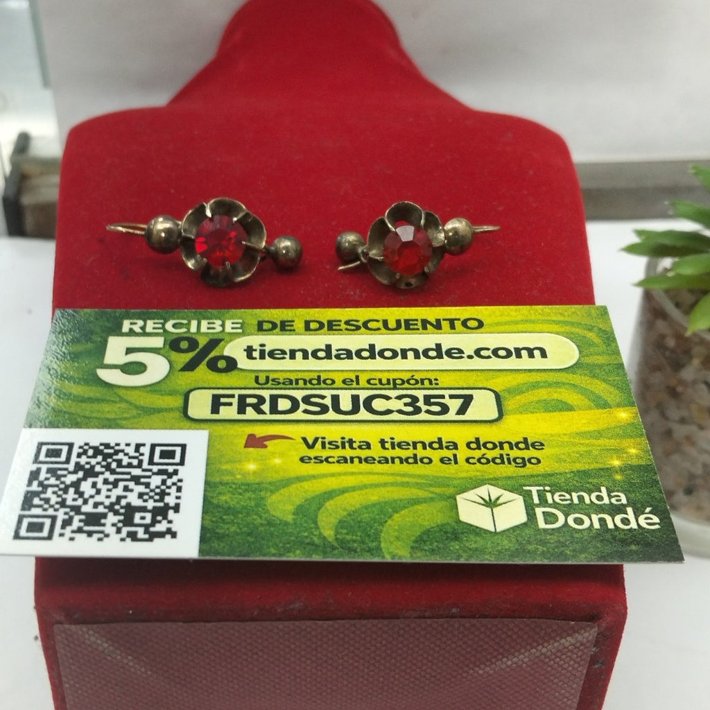 ARETES PAR ORO 8 K 3.8 GRMS (SEMINUEVO)