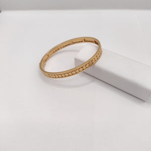 PULSERA RIGIDA ORO 18 K 19.2 GRMS (SEMINUEVO)