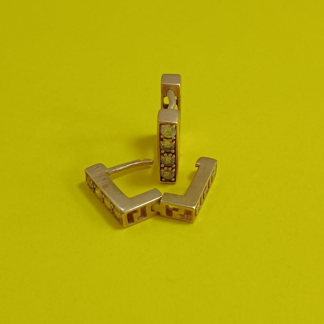 ARETES PAR ORO 10 K 2.2 GRMS (SEMINUEVO)