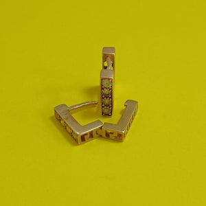 ARETES PAR ORO 10 K 2.2 GRMS (SEMINUEVO)