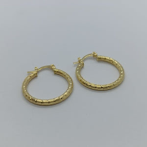 ARETES ARRACADAS LABRADAS 14K 3.3 GR (NUEVO)