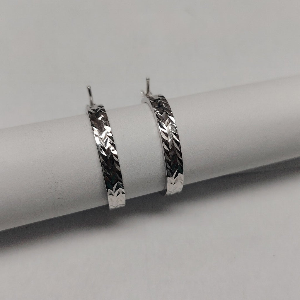 ARRACADAS PAR ORO, ORO BLANCO 14 K 2.1 GRMS (SEMINUEVO)