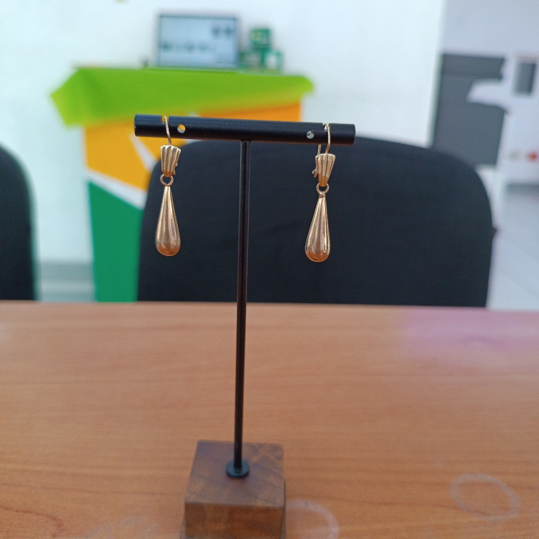 ARETES PAR ORO 10 K 1.8 GRMS (SEMINUEVO)