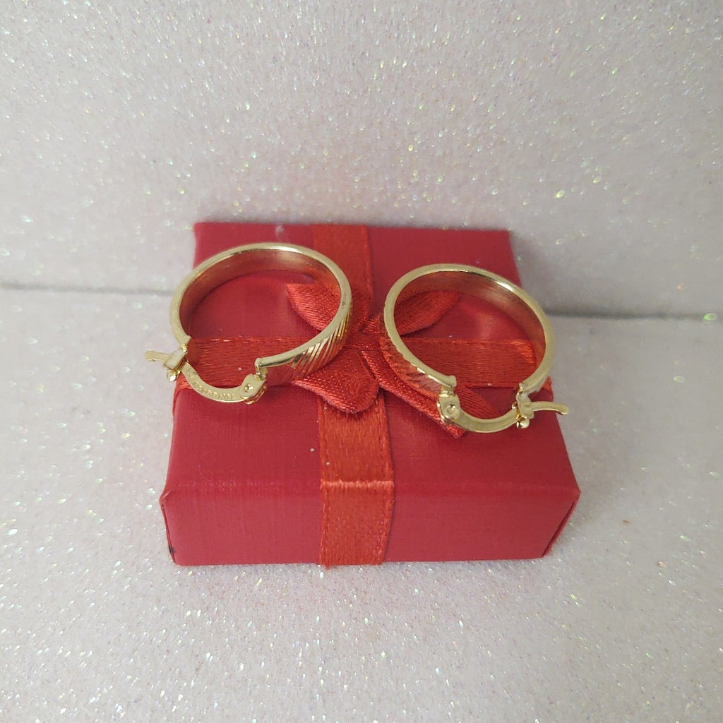 ARETES ARRACADA ASTRIADA 10K 1.8 GR (NUEVO)