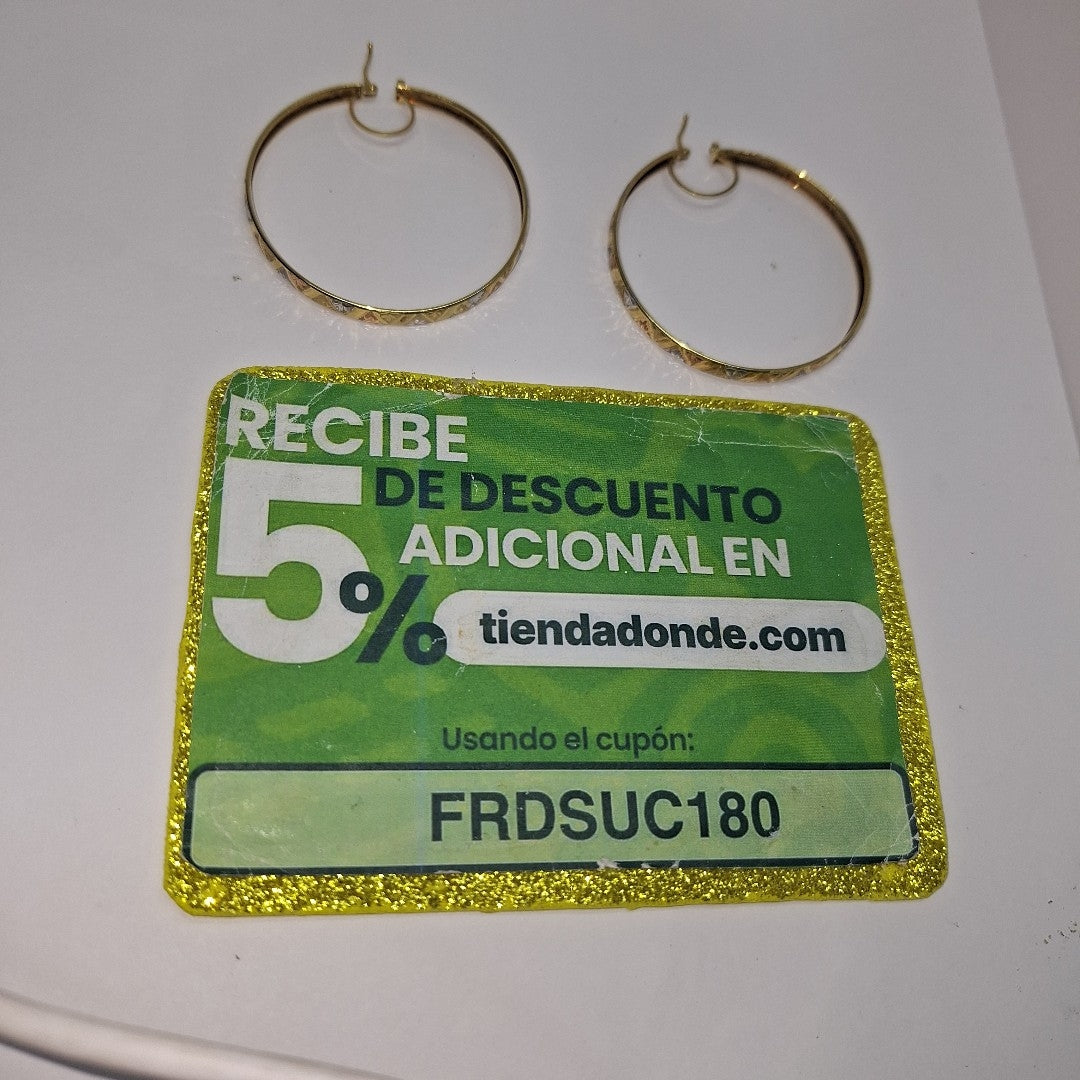 ARRACADAS PAR ORO, ORO COMBINADO 10 K 4.4 GRMS (SEMINUEVO)