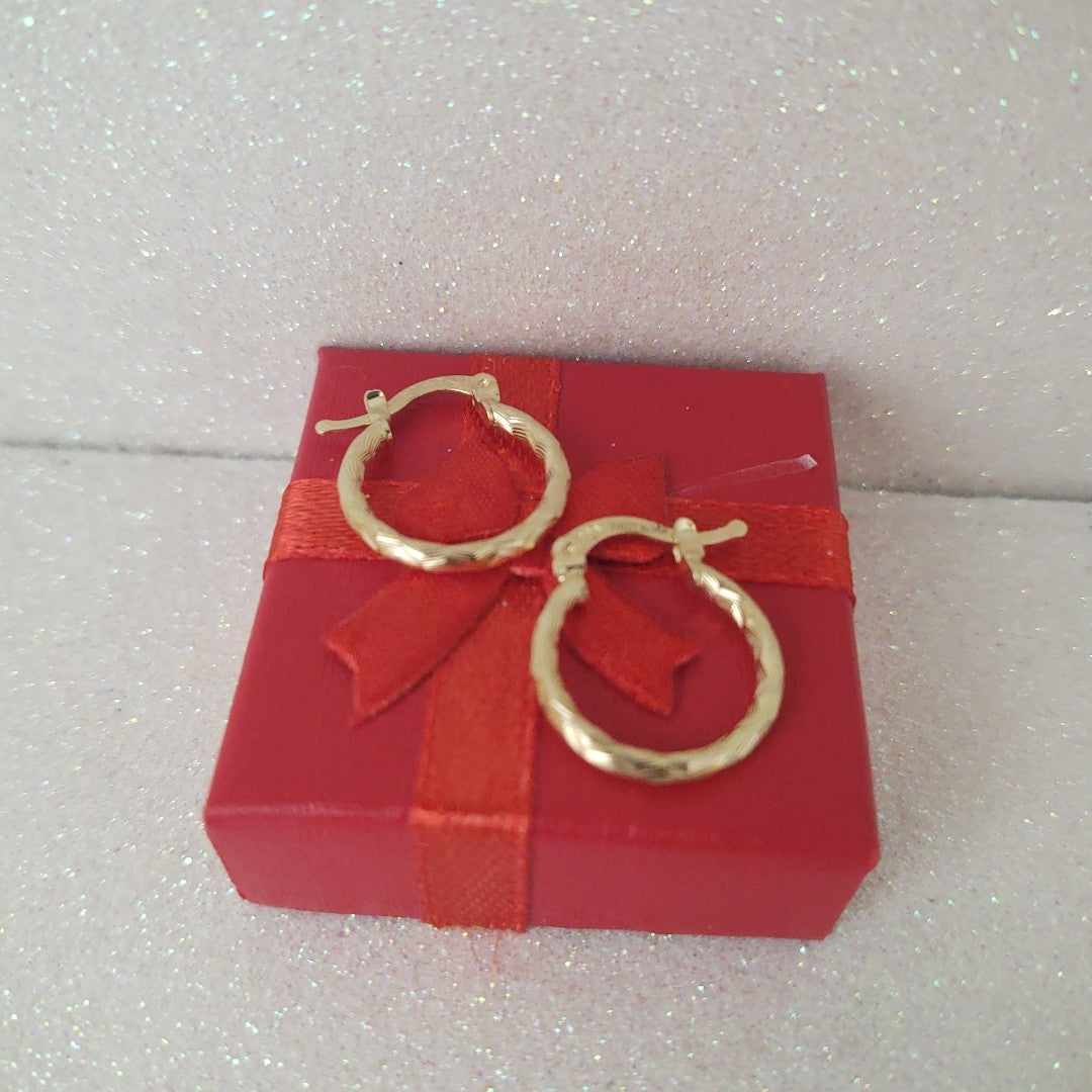 ARETES ARRACADAS TRENZADAS 14K 18 1.6 GR (NUEVO)