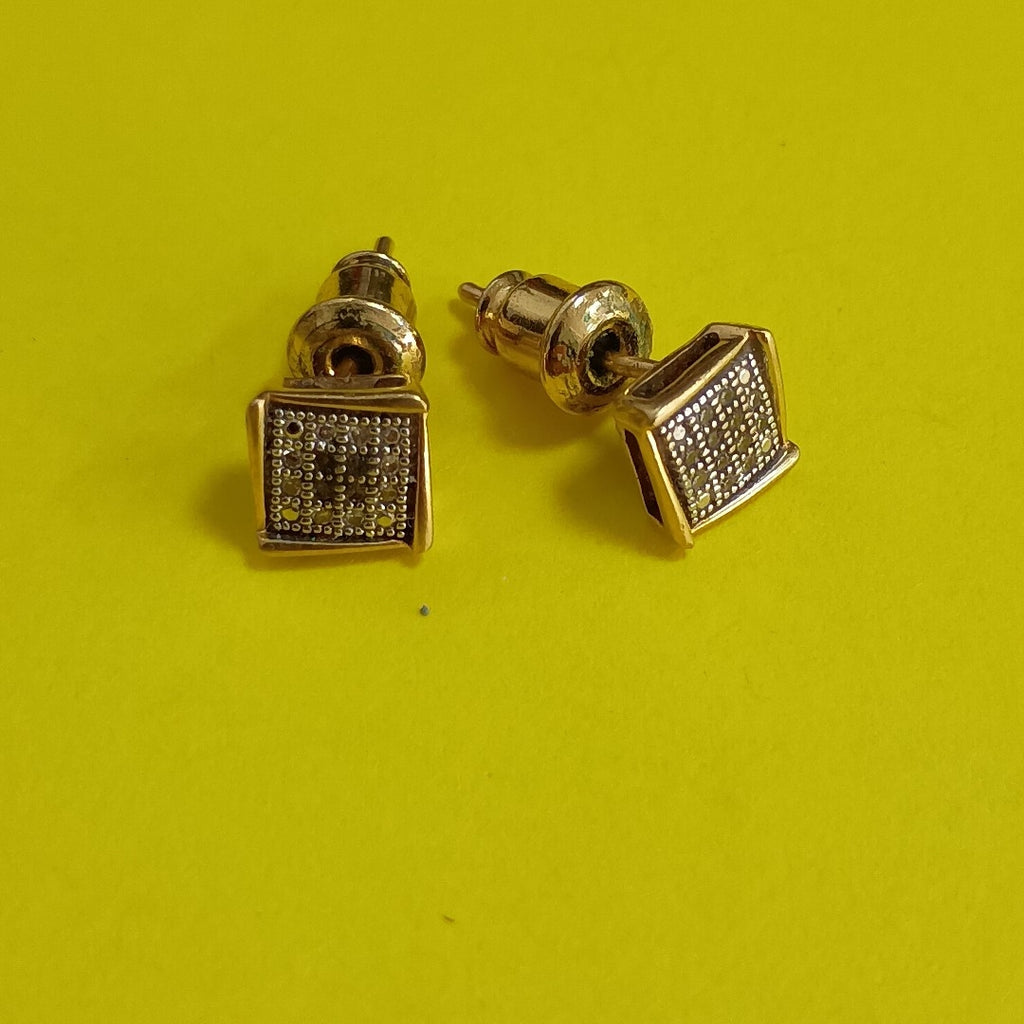 ARETES PAR ORO 10 K 1.4 GRMS (SEMINUEVO)