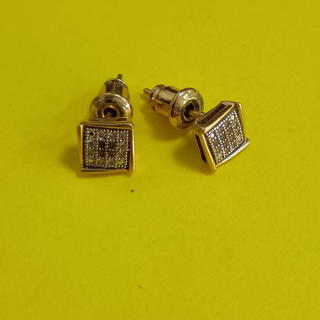 ARETES PAR ORO 10 K 1.4 GRMS (SEMINUEVO)