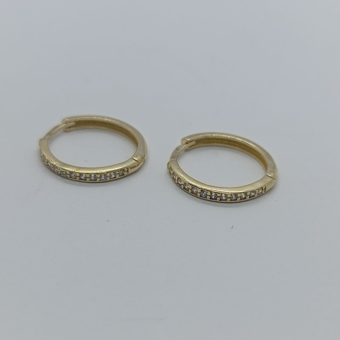 ARETES HUGGIES C CIRCONIA 14K 1.7 GR (NUEVO)