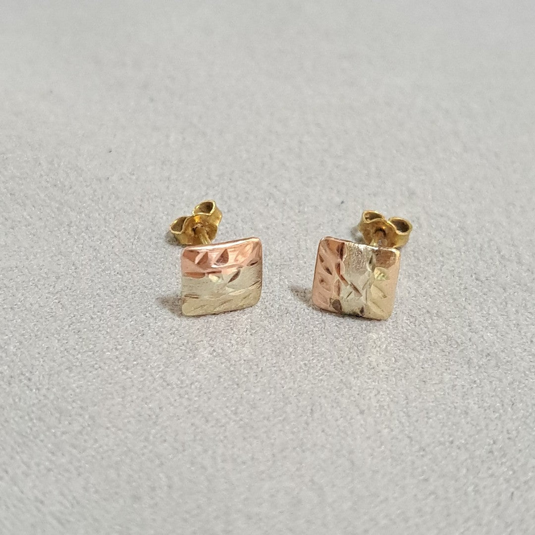 BROQUELES PAR ORO 8 K 0,60 GRMS (SEMINUEVO)