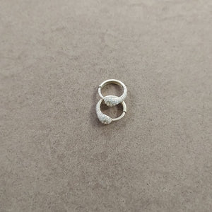 HUGGIES ORO 14K 1.5 (NUEVO)