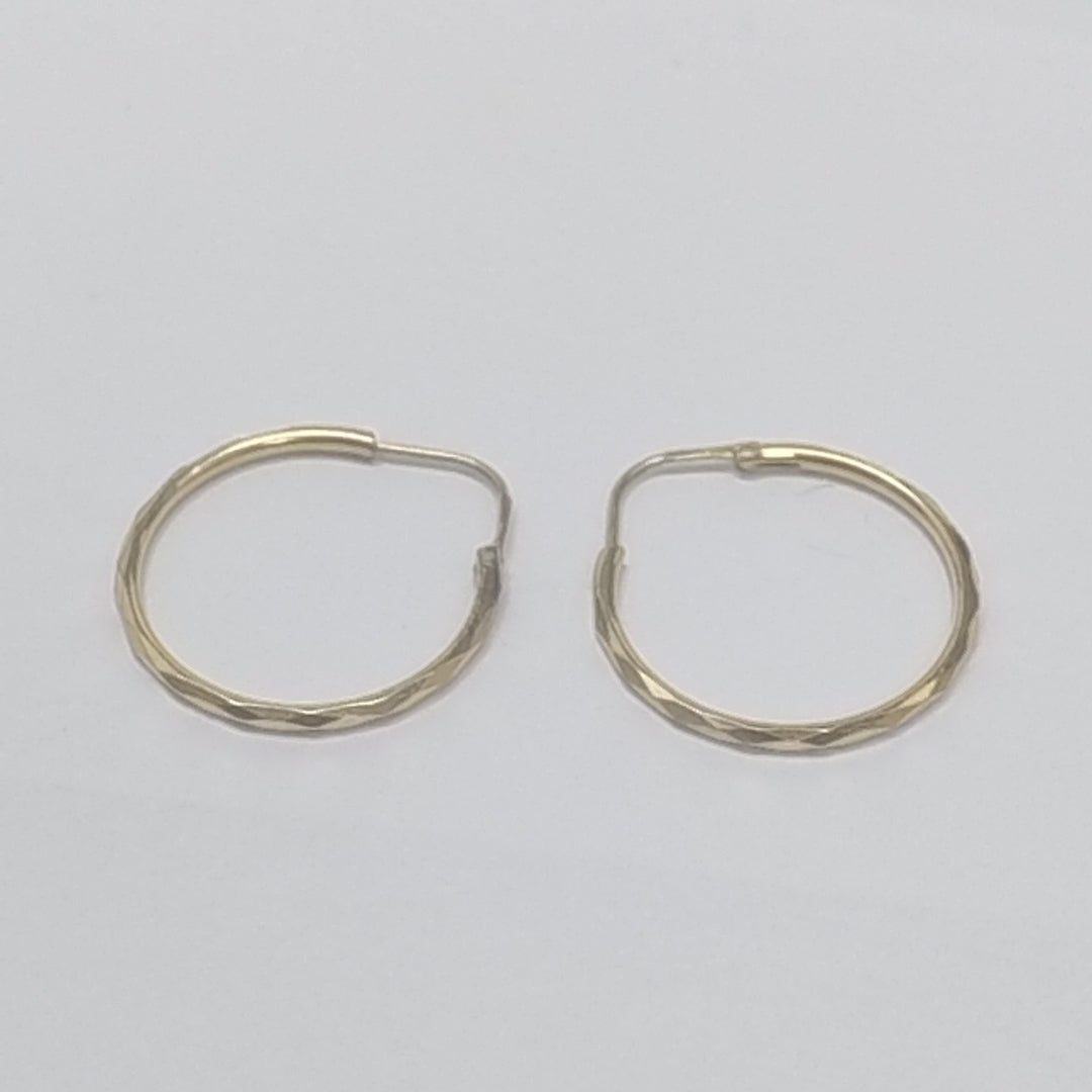 ARRACADAS PAR ORO 14 K 1.4 GRMS (SEMINUEVO)