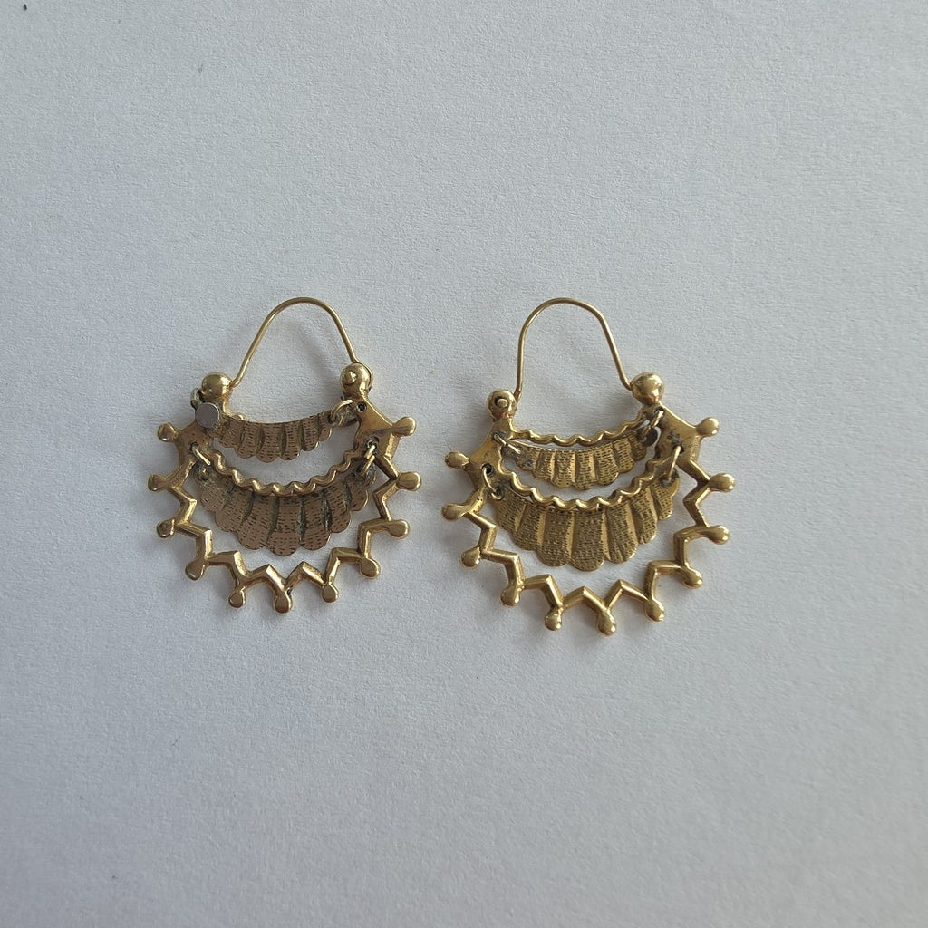 ARETES PAR ORO 10 K 3.6 GRMS (SEMINUEVO)