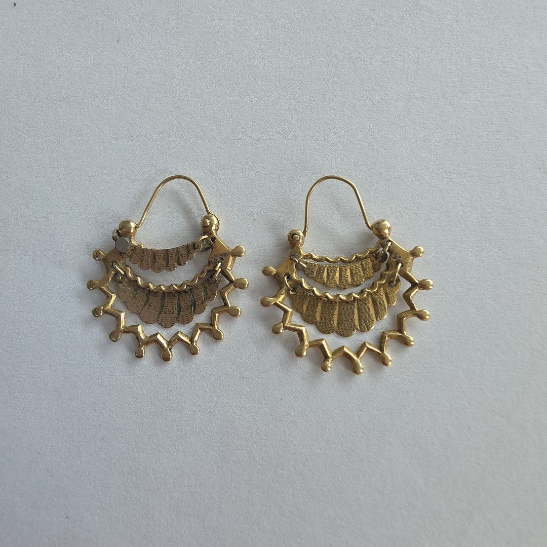 ARETES PAR ORO 10 K 3.6 GRMS (SEMINUEVO)