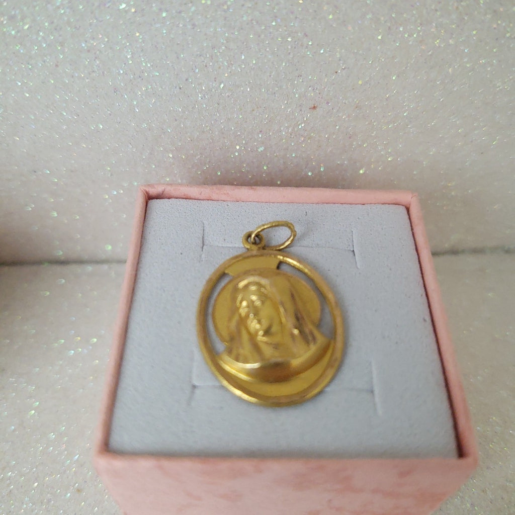 MEDALLA RELIGIOSA ORO 10 K 1.8 GRMS (SEMINUEVO)