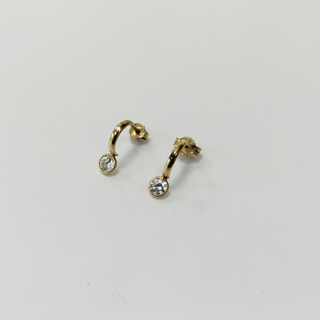 ARETES PAR ORO 14 K 0.8 GRMS (SEMINUEVO)
