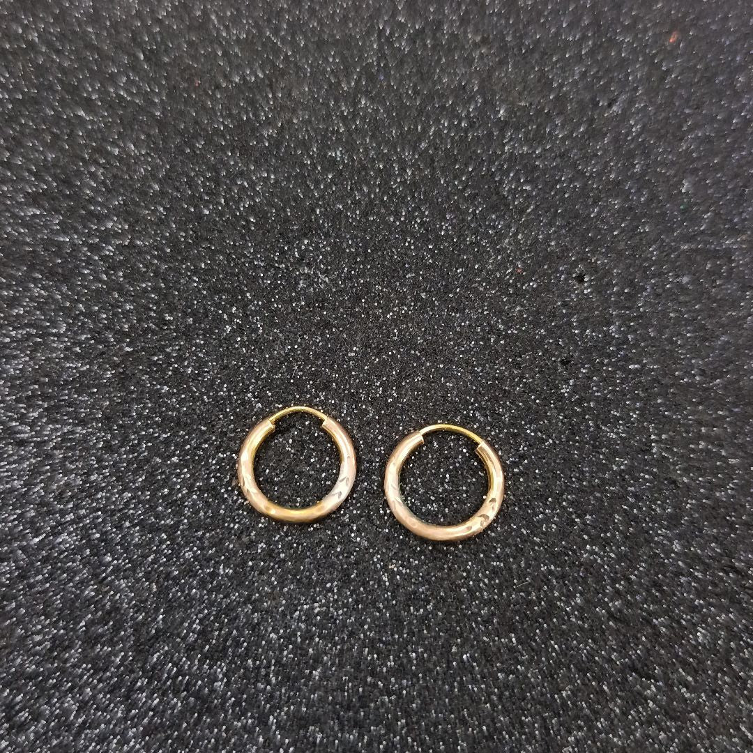 ARRACADAS PAR ORO 10 K 0.8 GRMS (SEMINUEVO)