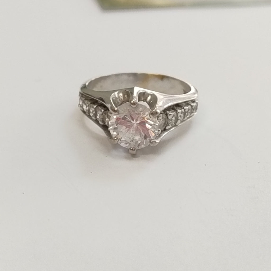 ANILLITO ORO BLANCO 14 K 5.7 GRMS (SEMINUEVO)