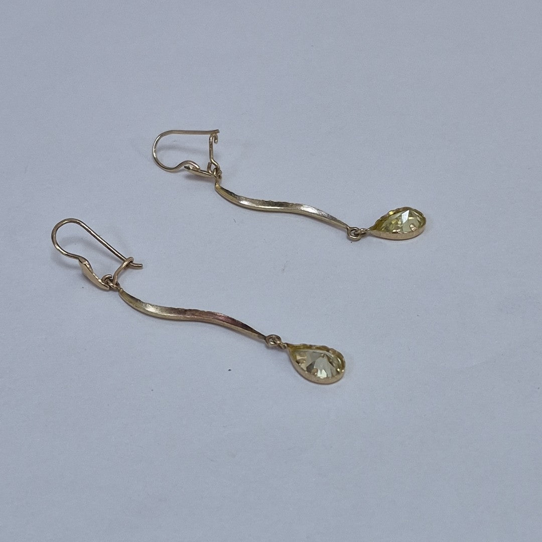 ARETES PAR ORO 10 K 2,20 GRMS (SEMINUEVO)