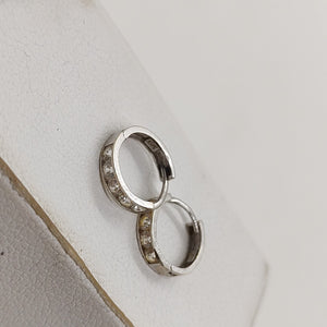 ARETES PAR ORO 14 K 0.5 GRMS (SEMINUEVO)