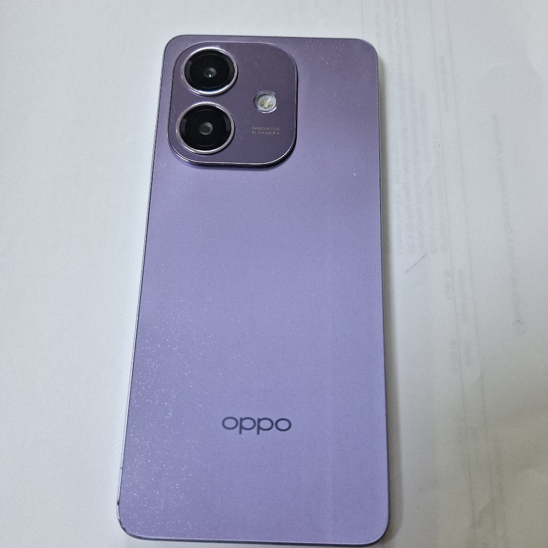 CELULAR OPPO A40 CPH2669 (2024) 256 GB 4 GB RAM (SEMINUEVO)