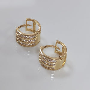 ARETES HUGGIES C CIRCONIA 14K 2.2 GR (NUEVO)