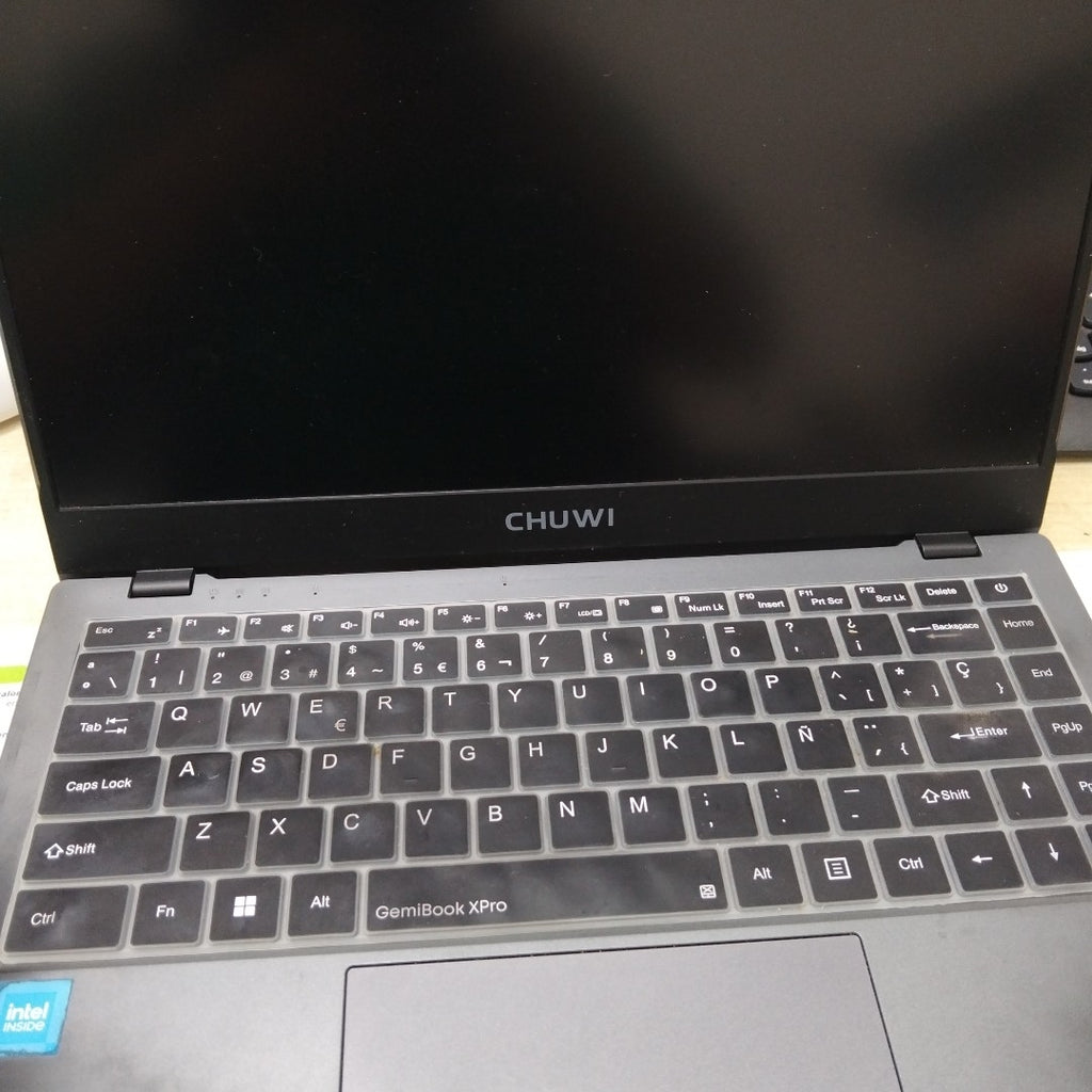 LAPTOP CHUWI GEMIBOOK XPRO 256 GB SSD 8 GB RAM (SEMINUEVO)