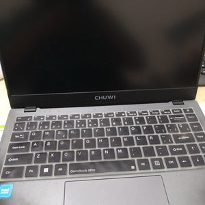 LAPTOP CHUWI GEMIBOOK XPRO 256 GB SSD 8 GB RAM (SEMINUEVO)