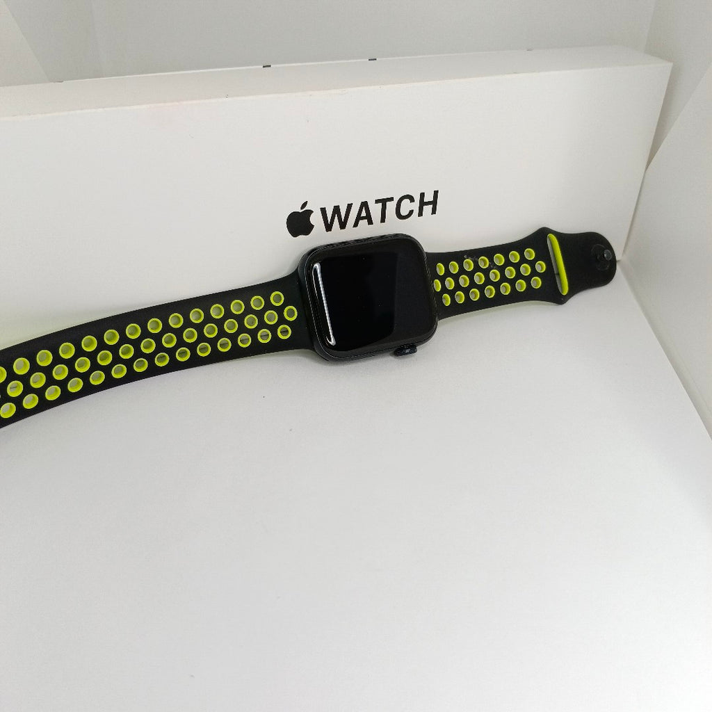 SMARTWATCH APPLE SE 3 ALUMINIO A3325 44 MM GPS (SEMINUEVO)