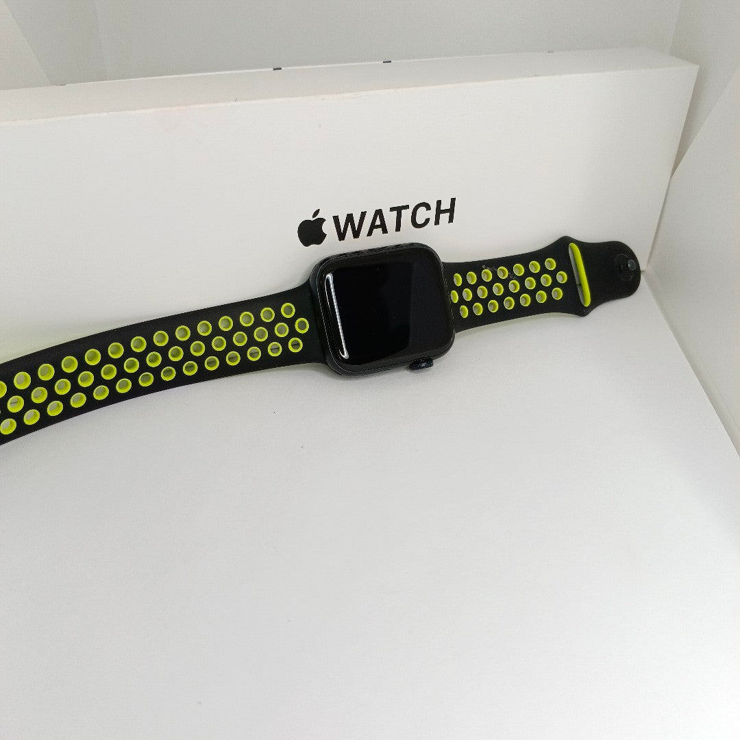 SMARTWATCH APPLE SE 3 ALUMINIO A3325 44 MM GPS (SEMINUEVO)