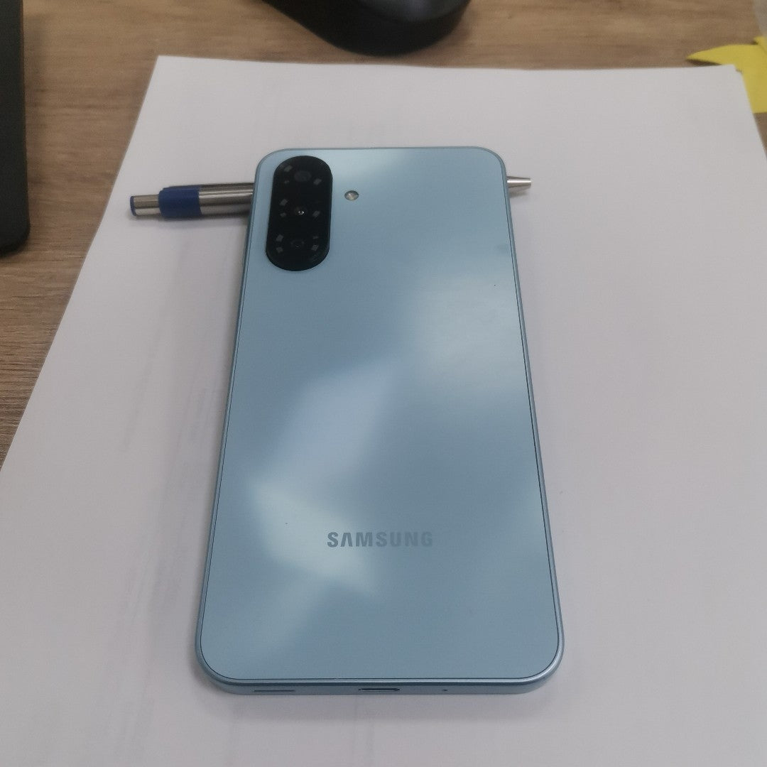 CELULAR SAMSUNG GALAXY A17 SM-A175F (2025) 128 GB 4 GB RAM (SEMINUEVO)