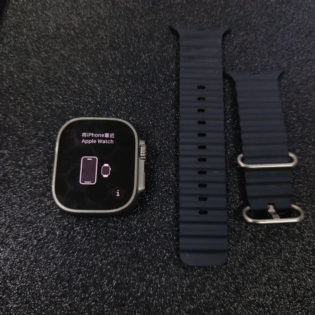 SMARTWATCH APPLE ULTRA TITANIO A2622 49 MM GPS + CELULAR (SEMINUEVO)
