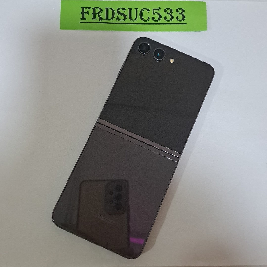 CELULAR SAMSUNG GALAXY Z FLIP 5 SM-F731B (2023) 256 GB 8 GB RAM (SEMINUEVO)
