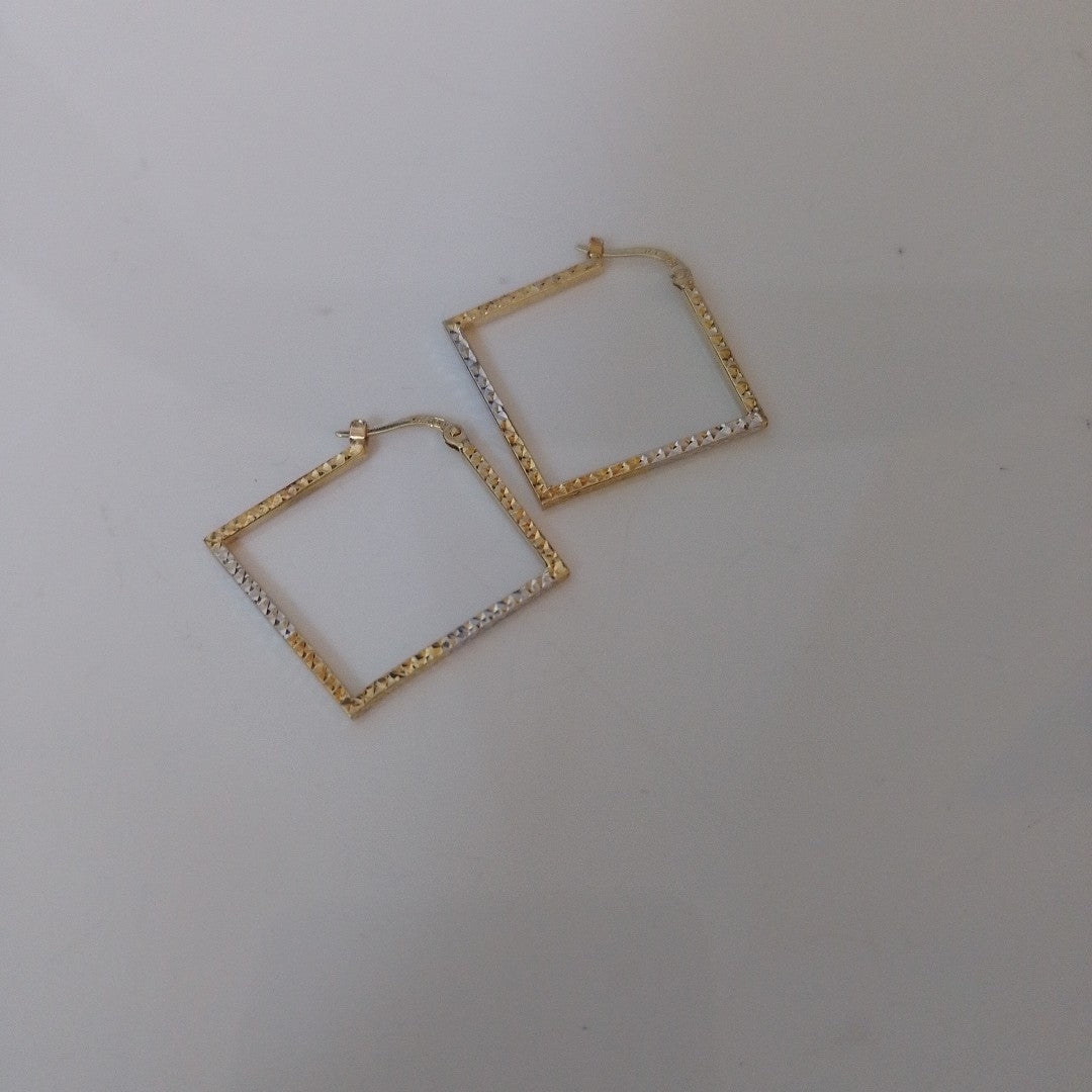 ARRACADAS PAR ORO, ORO BLANCO 14 K 1.9 GRMS (SEMINUEVO)