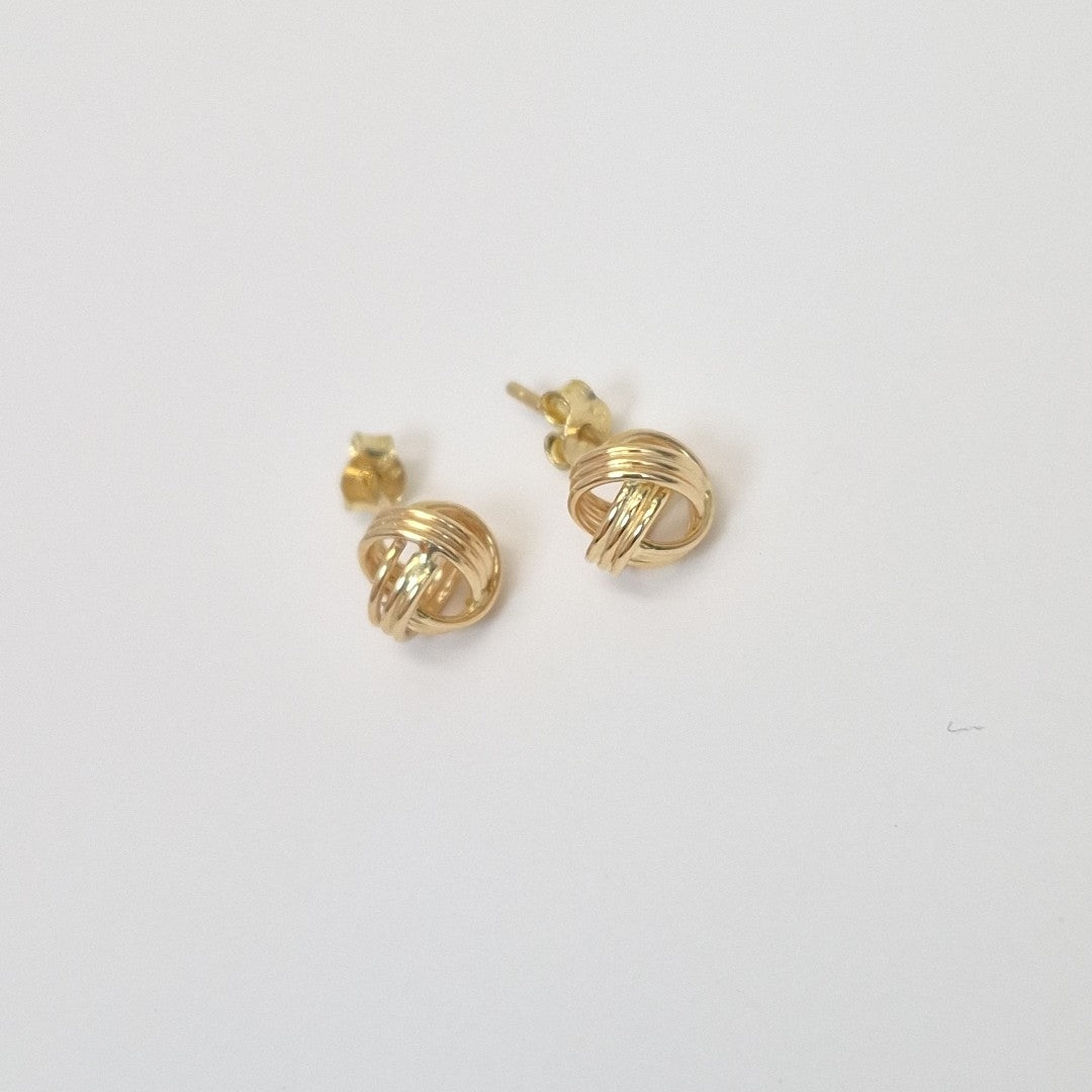 BROQUELES ORO 14K 1.8 (NUEVO)
