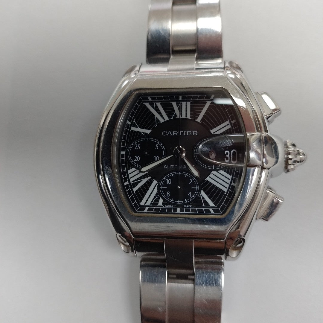 RELOJ CABALLERO CARTIER ROADSTER 2618 (SEMINUEVO)