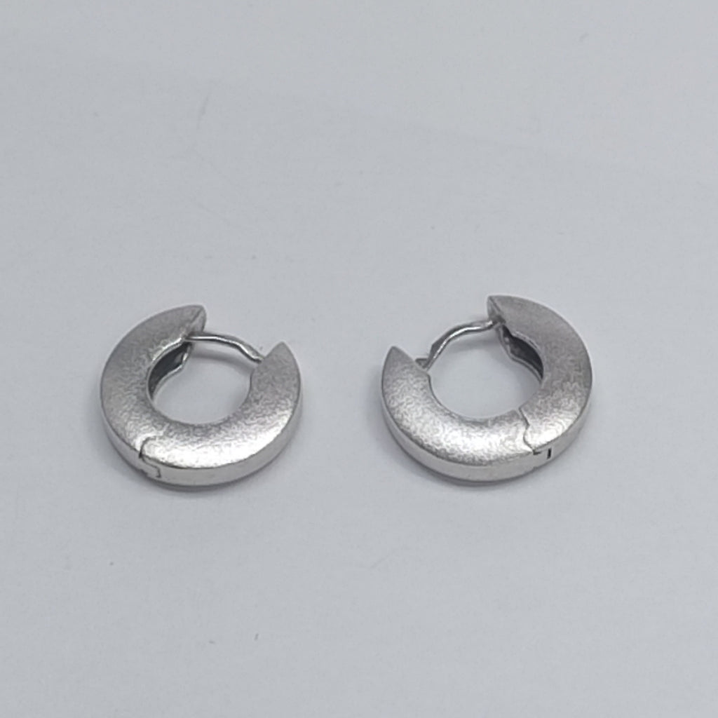 ARRACADAS PAR ORO BLANCO 14 K 5.4 GRMS (SEMINUEVO)