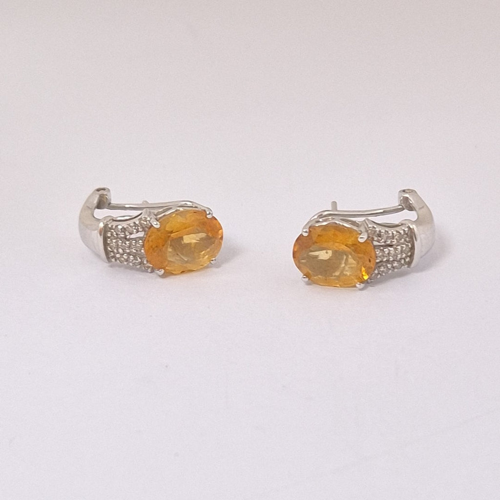 ARETES PAR ORO 14 K 5.2 GRMS (SEMINUEVO)