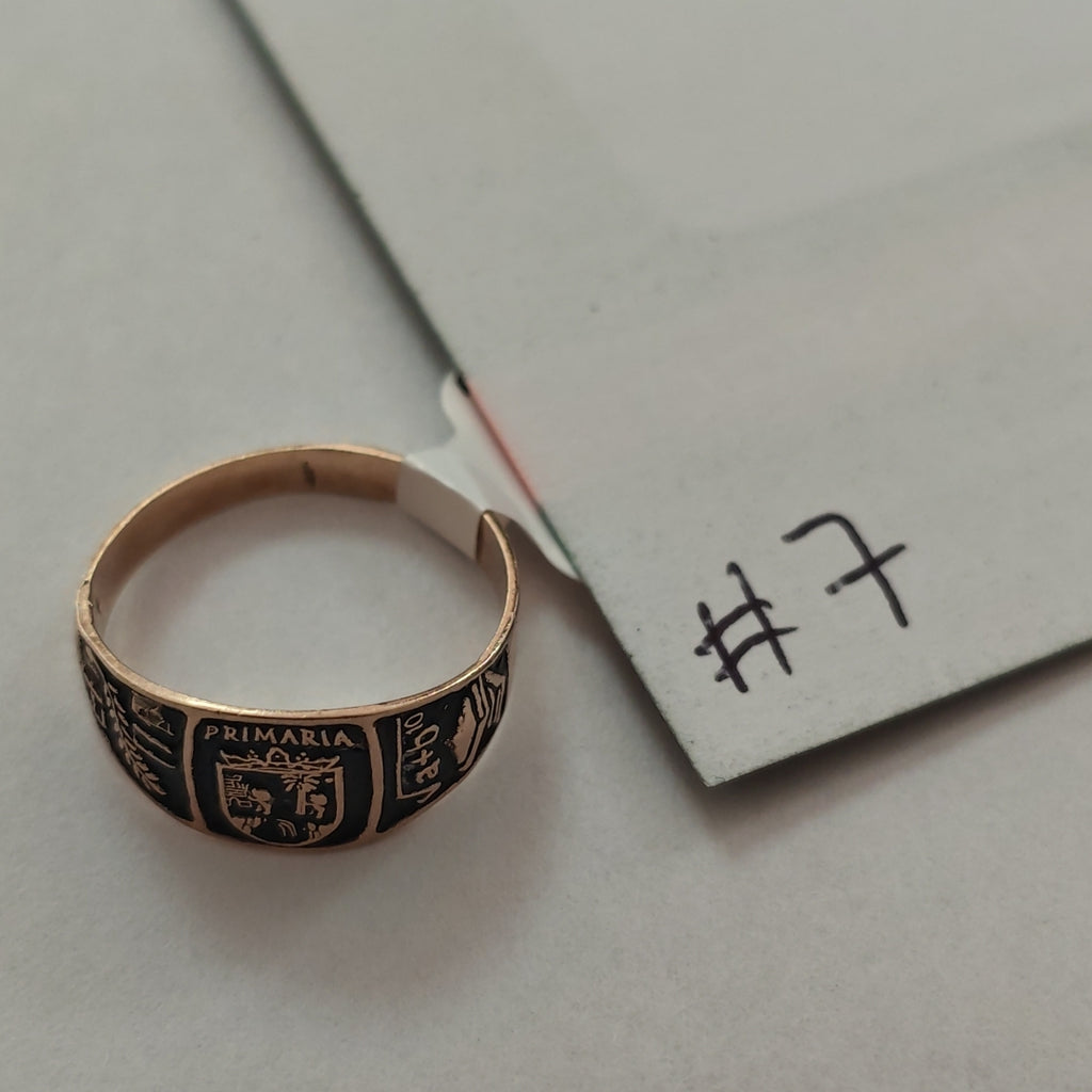 ANILLO DE GRADUACIÓN ORO 8 K 1,70 GRMS (SEMINUEVO)