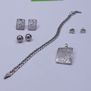 ARETES PAR, BRAZALETE, DIJE PLATA 15 GRMS (SEMINUEVO)