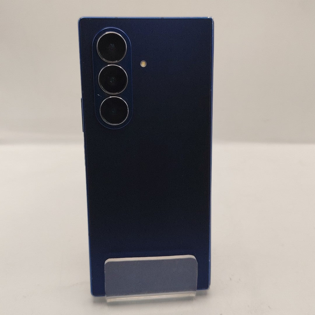 CELULAR SAMSUNG GALAXY Z FOLD7 SM-F966B (2025) 1 TB 16 GB RAM (SEMINUEVO)