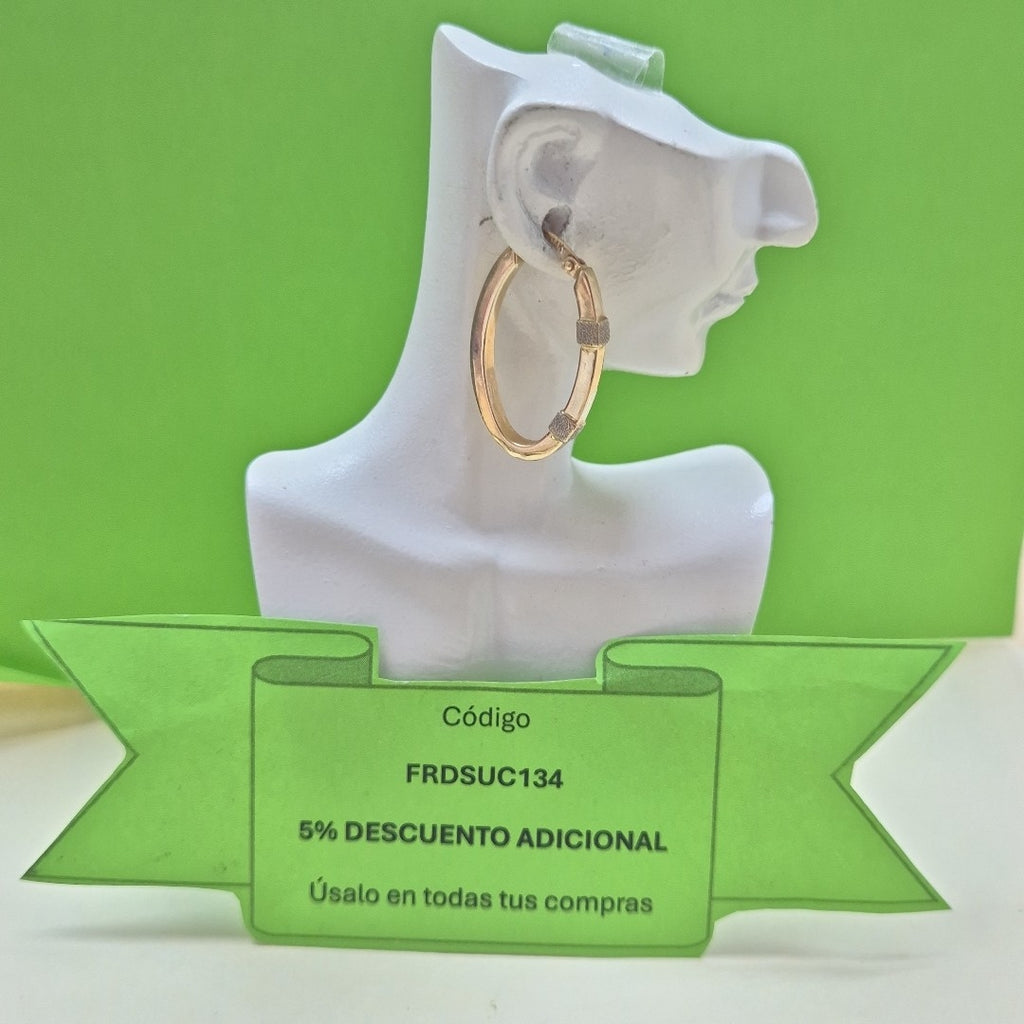 ARRACADAS PAR ORO 14 K 3.2 GRMS (SEMINUEVO)