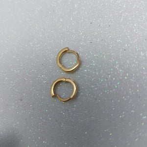 ARETES HUGGIE 14K 1.3 GR (NUEVO)
