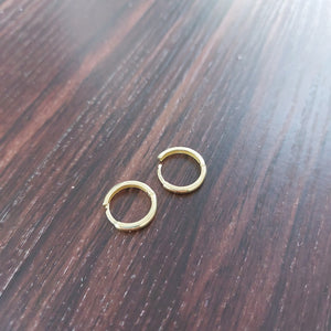 ARETES HUGGIES LISAS 14K 1.5 GR (NUEVO)