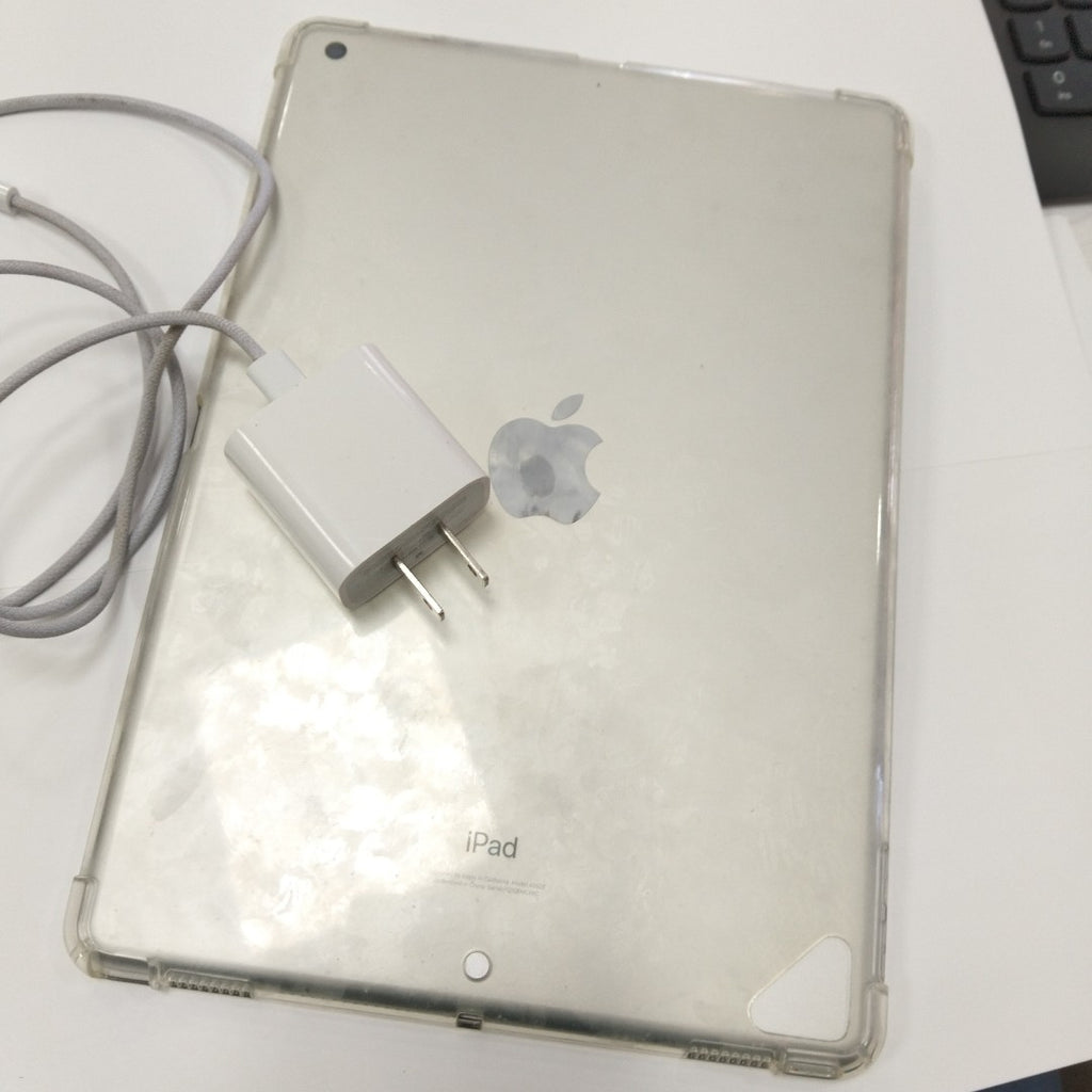 TABLETA APPLE IPAD 9 A2602 64 GB 3 GB RAM (SEMINUEVO)