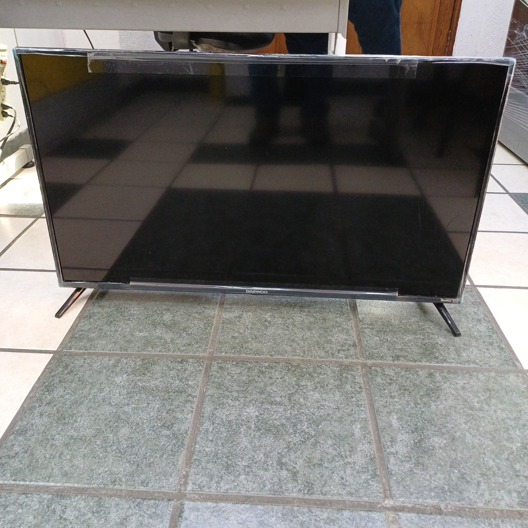 PANTALLA DAEWOO DAW40FR 40" LED FULL HD (SEMINUEVO)