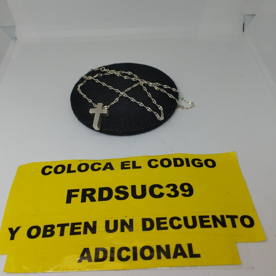 CADENA, DIJE PLATA 3.6 GRMS (SEMINUEVO)