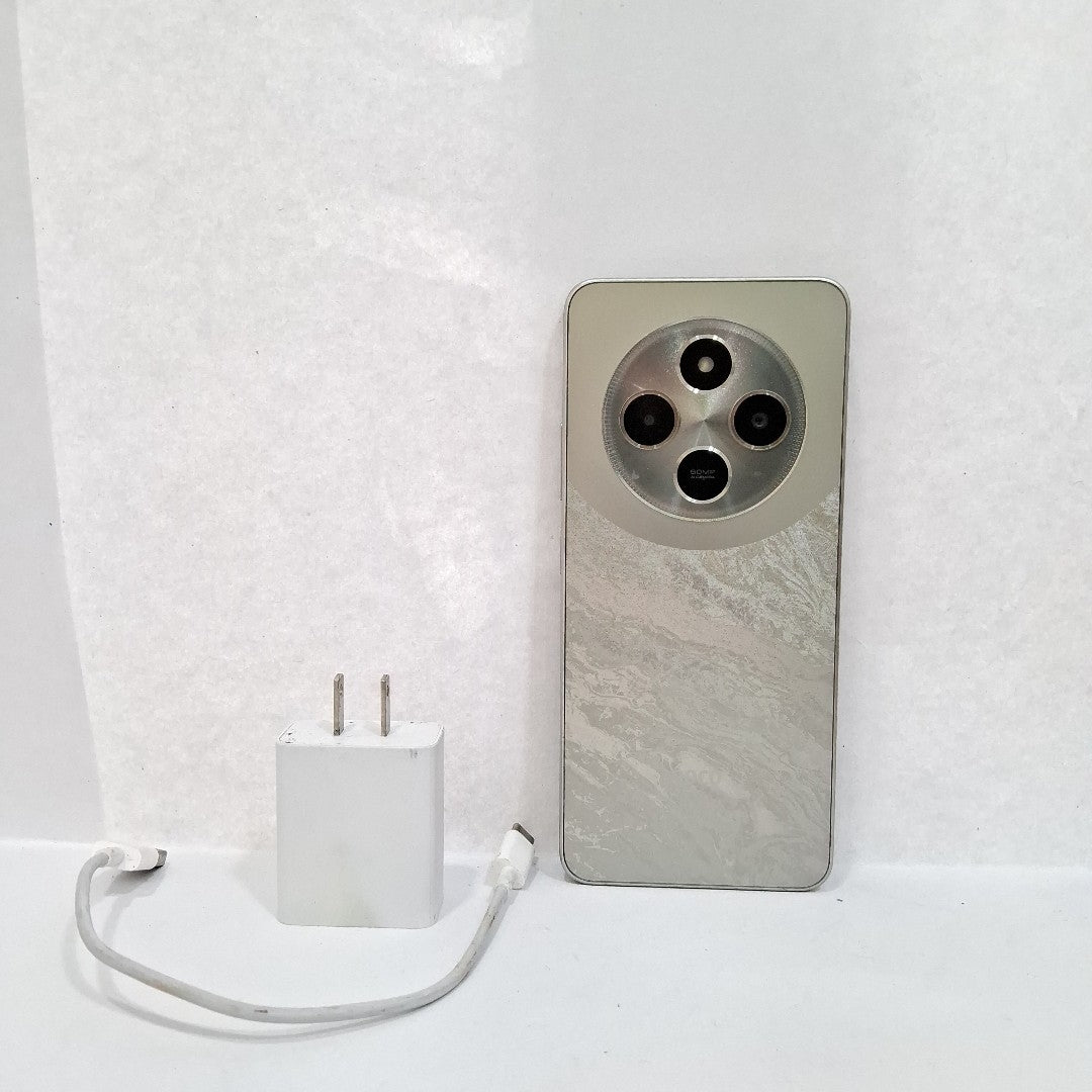 CELULAR XIAOMI POCO C75 2410FPCC5G (2024) 256 GB 8 GB RAM (SEMINUEVO)