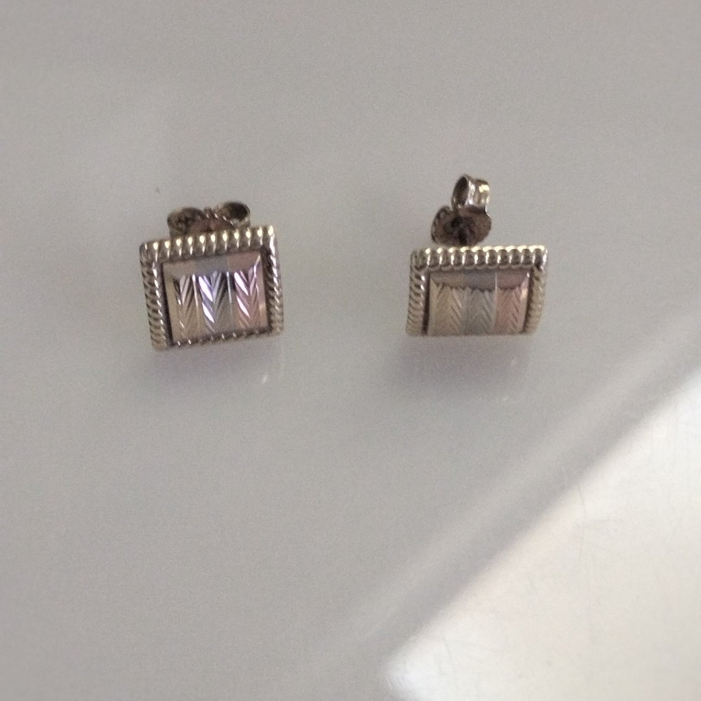 BROQUELES PAR ORO 14 K 2 GRMS (SEMINUEVO)