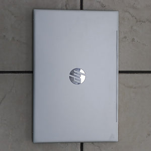 LAPTOP HP PAVILION 15-EH3002LA (2024) 512 GB SSD 16 GB RAM (SEMINUEVO)
